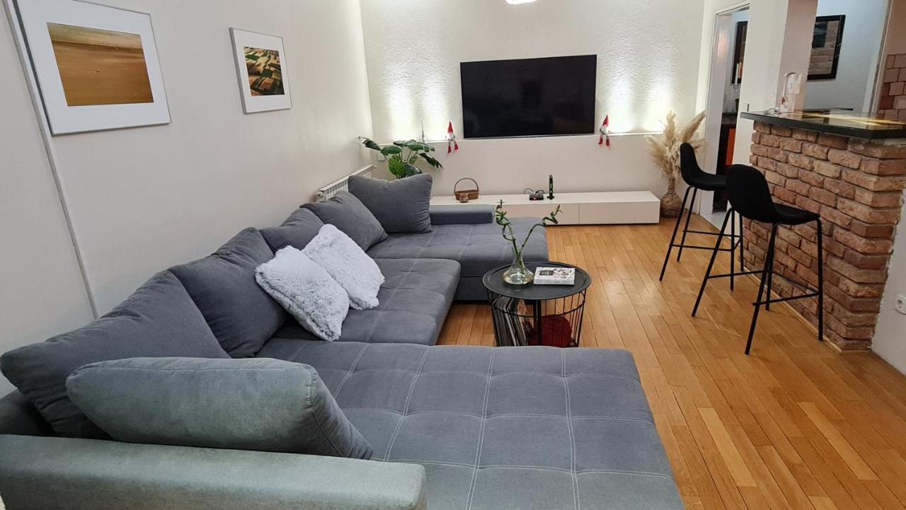 South 2 Osijek Apartman Kültér fotó