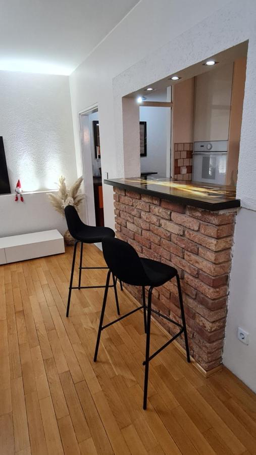South 2 Osijek Apartman Kültér fotó