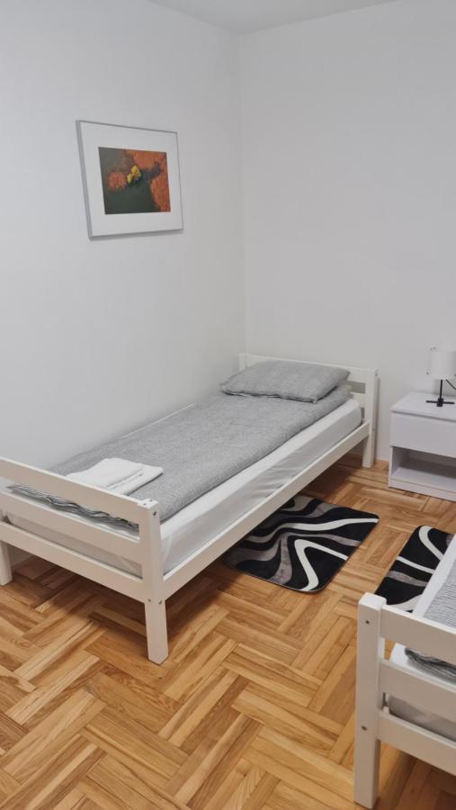 South 2 Osijek Apartman Kültér fotó